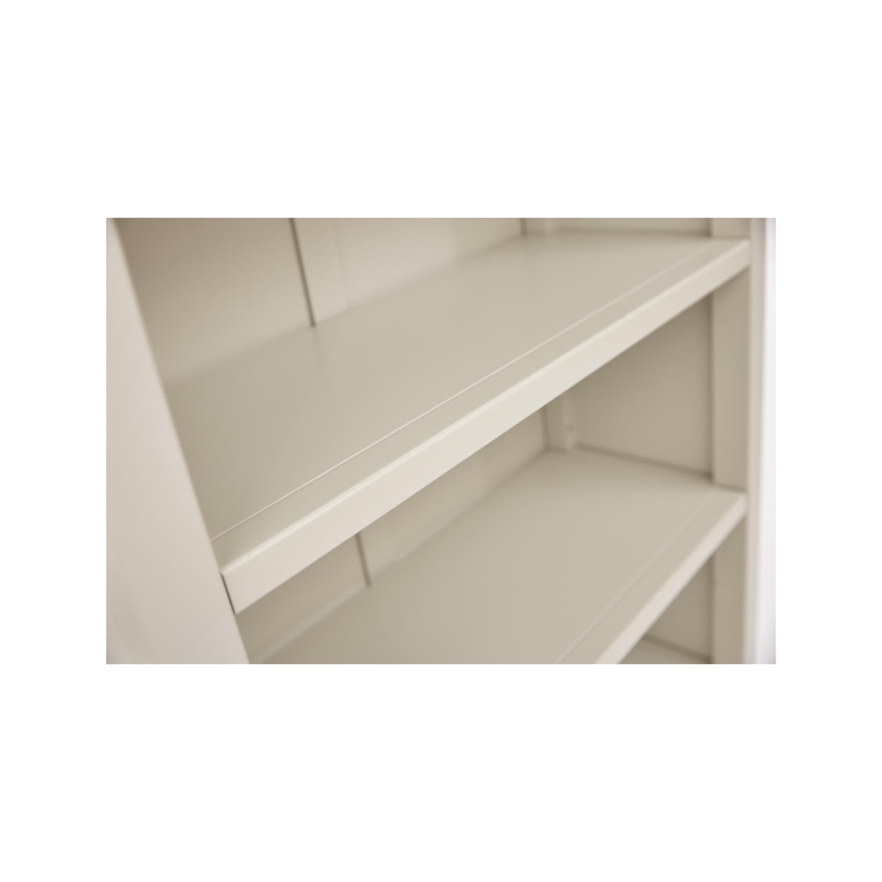 Ready-to-assemble bookcase